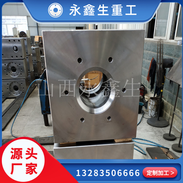 ������ģ���ĵ綯����ѹ������ģ���ͼ�